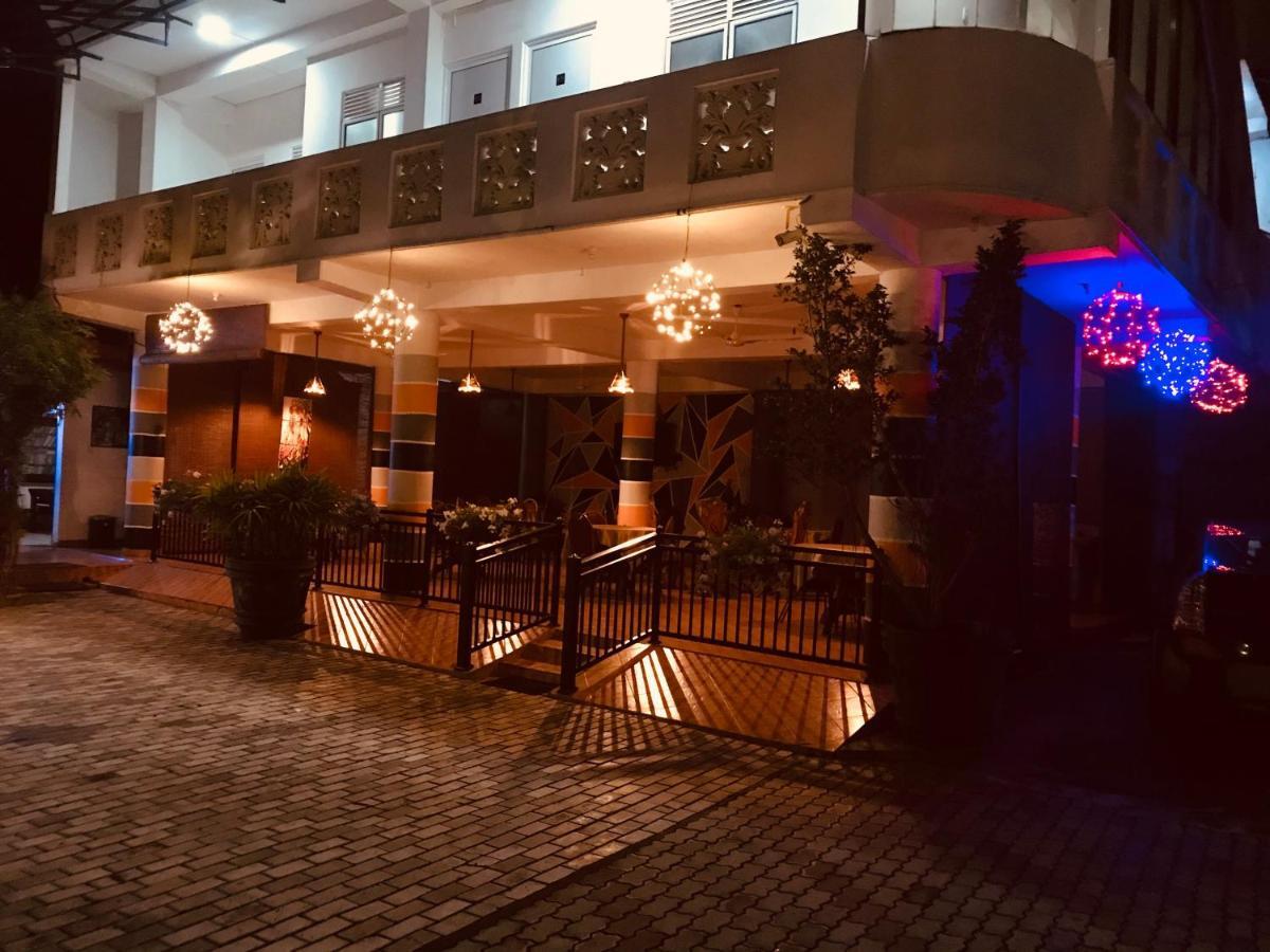 Crescent Resort Galle Luaran gambar